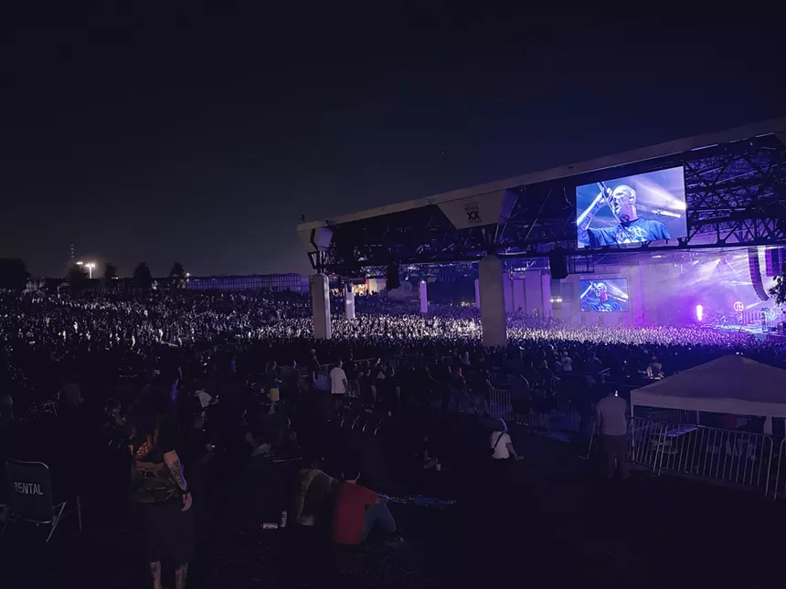 A crowd photo