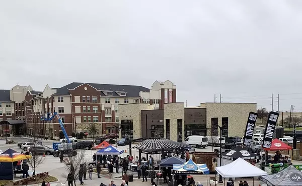 Mardi Gras Crawls, Brewers Face-Off and Hurtado Expands; 10 Best Foodie Finds in Dallas for This Weekend