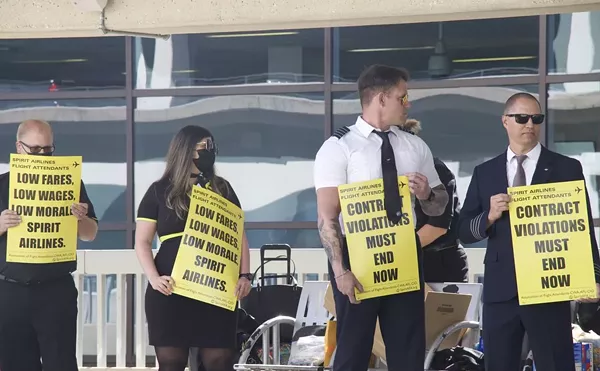 Sick of Getting Stranded, Spirit Airlines Employees Picket at Dallas-Fort Worth International Airport