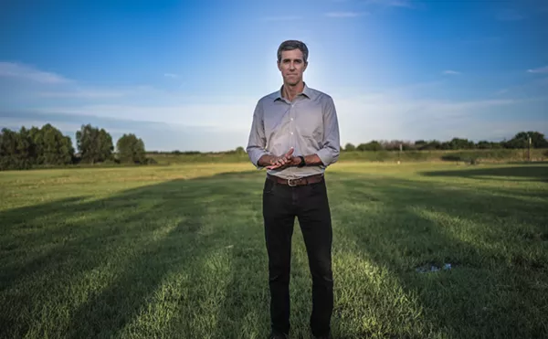 Beto O'Rourke Drags Gov. Greg Abbott After Mexico Drops Texas-Bound Rail Link Worth Billions
