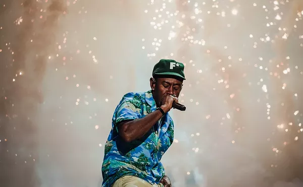 8 Modern Christmas Songs That Aren&rsquo;t So Bad