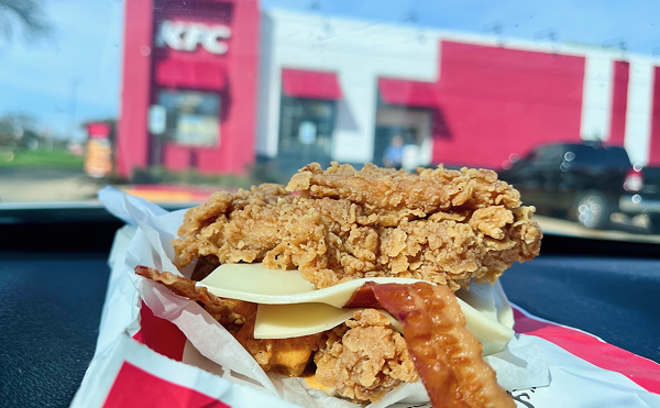 Update: The KFC Double Down Is Back, Now with Diablo 4 Beta Codes