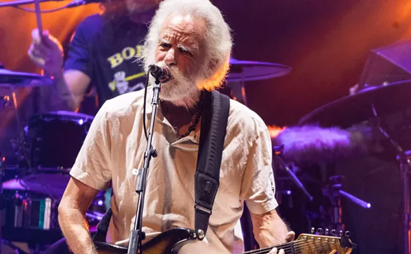 Bob Weir &amp; Wolf Bros Paint a Masterpiece at the Majestic Theatre