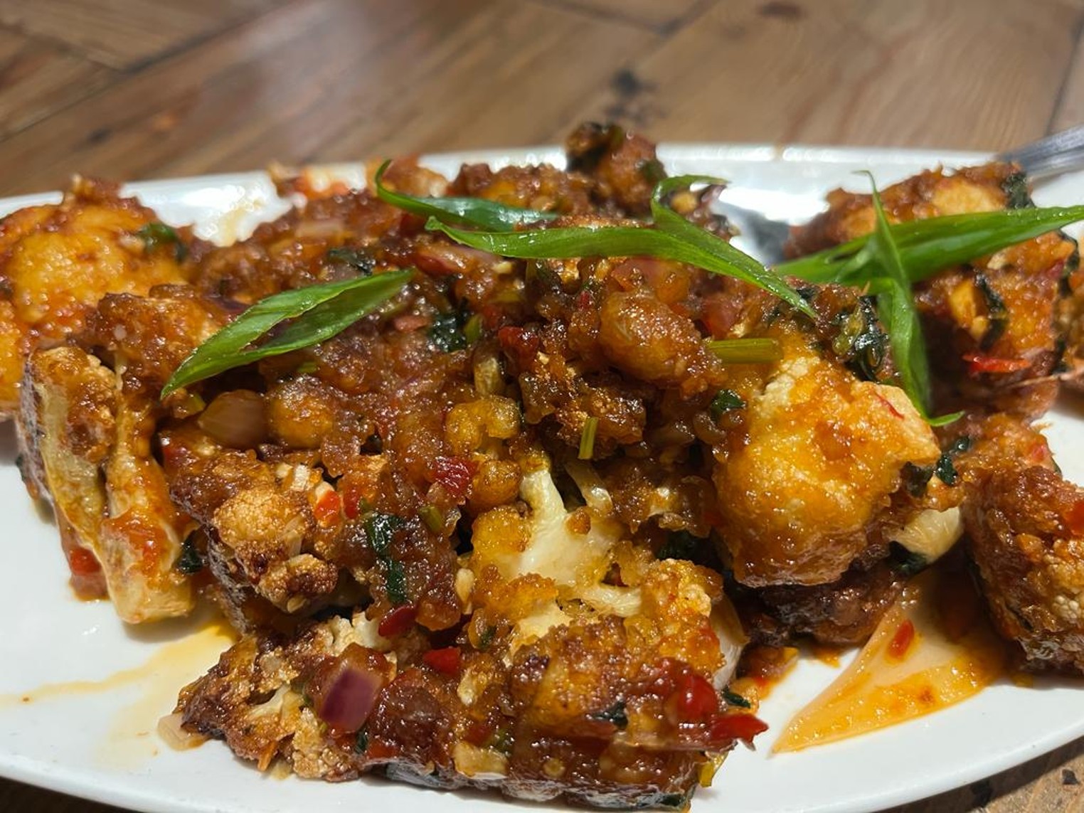 Red Hot Chili Pepper Fuses Indian and Chinese Cuisine
