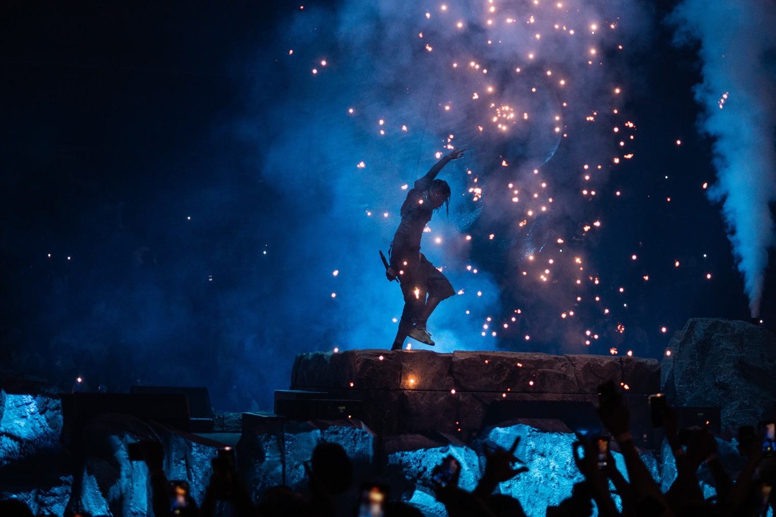 Travis Scott review – fireworks and lasers announce rapper's post