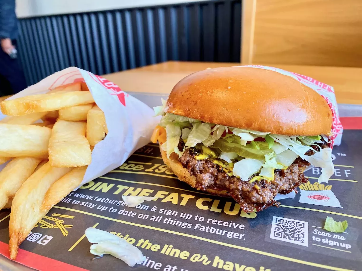 Fatburger and Round Table Pizza Opening North of Dallas; Raekwon at Grand Opening - Vimarsana News