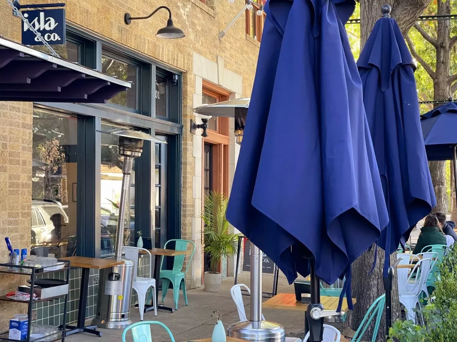 Isla & Co. To Close Dallas Location Feb. 11 - Vimarsana News