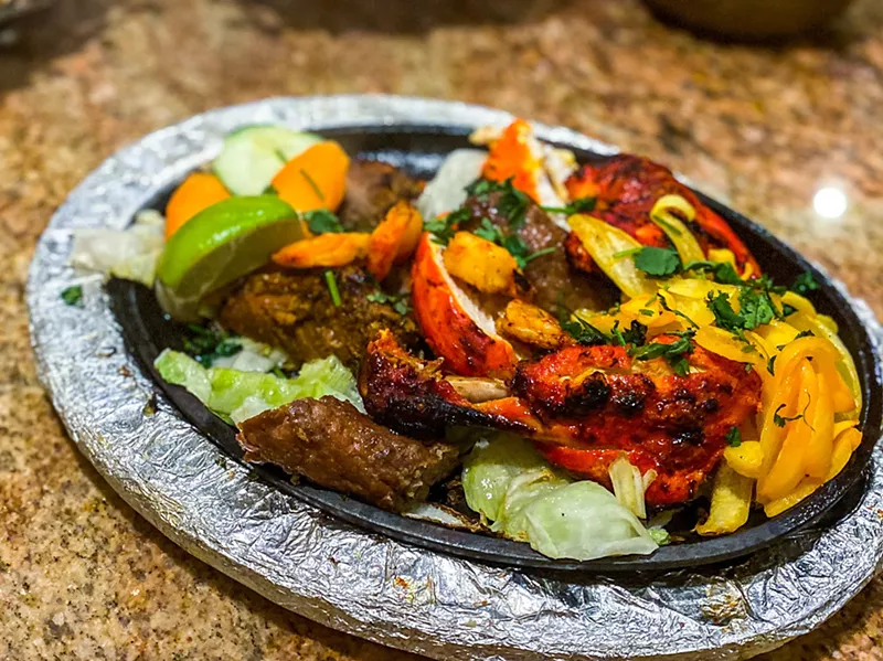 Image: Tandoori mixed grill: a sizzling-hot plate of tandoori chicken, chicken tikka, lamb sheesh kebab & tandoori shrimp