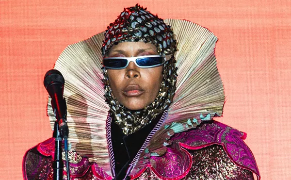 Image: Watch Erykah Badu Enjoying Herself at Clipse's Bomb Factory Show