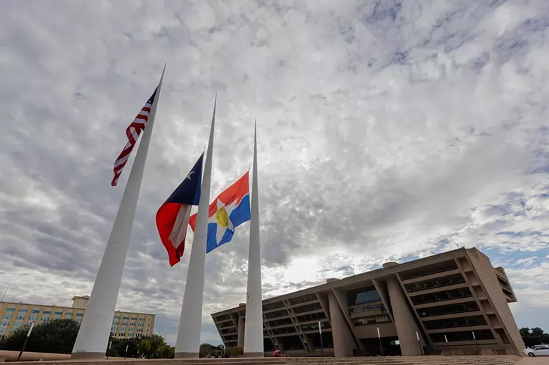 Image: Dallas city hall