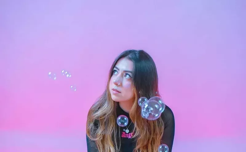 Image: Yasmeen Nasir Is Breaking Stereotypes As a Muslim Afghan Pop Singer